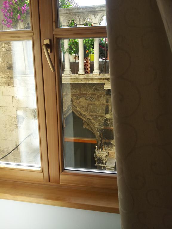 Old Town Apartment Mila Split Pokój zdjęcie
